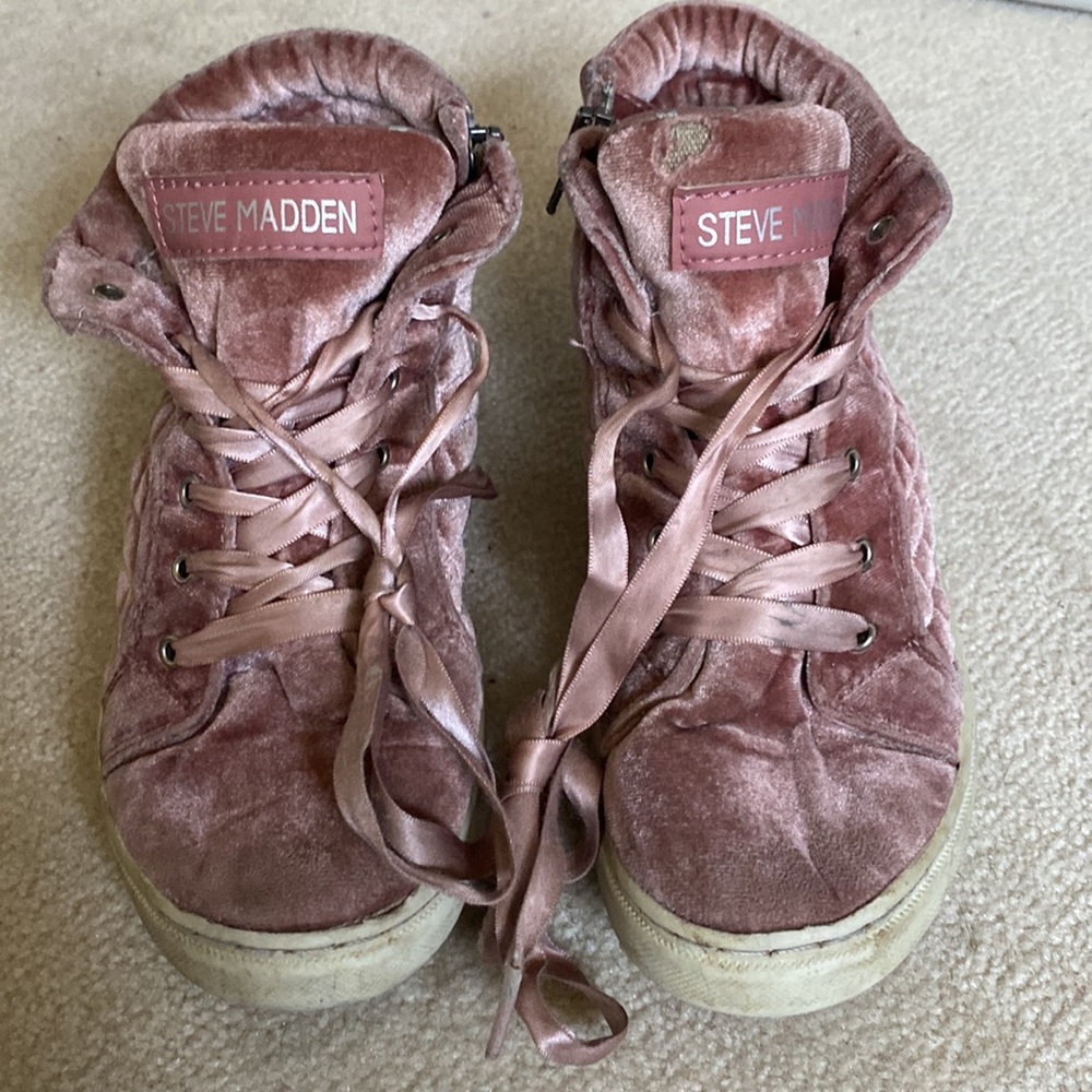 Steve Madden “Judy” Velvet Sneakers